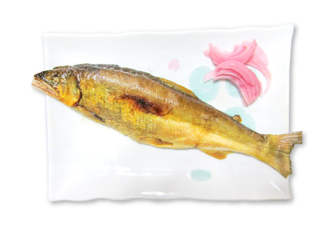 A-621 天然鮎の炭火塩焼きレトルト 1尾入り×2袋（高津川産）【鮎 あゆ アユ 炭火焼き 塩焼き レトルト 常温 高津川 食品 新鮮 川魚 常備食 魚 魚介 海鮮 1尾入り 2袋 個包装 ギフト プレゼント 贈答】