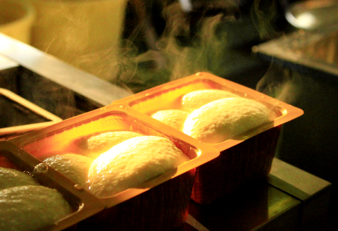 A-790 真砂のとうふ 2種セット（桶、木綿）【木綿豆腐 桶豆腐 各2個 加工食品 豆腐 とうふ 手作り 釜焚き製法 直火釜 大豆 遺伝子組み換えでない 保存料不使用 冷奴 冷ややっこ 湯豆腐 詰め合わせ セット 冷蔵】