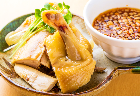 C-963 びっくりやスペシャルパック(びっくり焼き・酢鳥　他…)【骨付き焼き鳥 酢鳥 サツマイモのオレンジ煮 セット 冷凍 家飲み パーティー タレ付き グルメ 焼鳥 やきとり 惣菜 簡単調理 味付き 肉 鶏肉 もも肉 モモ肉 胸肉 むね肉 秘伝のタレ】