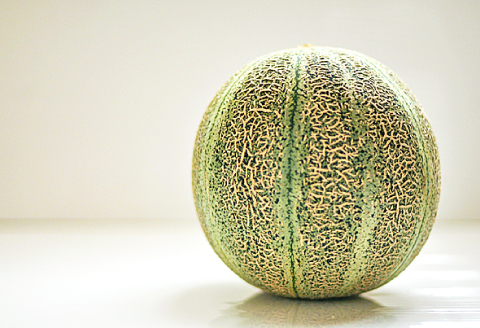 A-1157 【先行予約】大玉アムスメロン　5Lサイズ3玉【メロン 先行予約 2025 めろん アムスメロン 大玉 5L 3玉 早期予約 季節限定 期間限定 果物 フルーツ お土産 プレゼント 贈り物 ご褒美 贅沢】