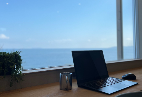 三角屋根が２棟並ぶ海辺の小屋「noi」宿泊プラン【 宿泊 宿泊プラン 海辺 コテージ 絶景 島根県 益田市】