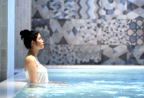 E-1058 島根県益田への旅＜益田市発着 / 2泊3日 / 朝2夕1付 / 雪舟焼体験付 / 添乗員なし＞