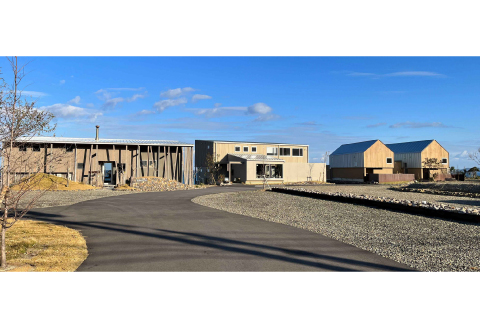 三角屋根が２棟並ぶ海辺の小屋「noi」宿泊プラン【 宿泊 宿泊プラン 海辺 コテージ 絶景 島根県 益田市】