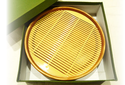 B-81 里御器の丸そば皿（2枚1組）【丸そば皿 2枚1組 直径約21cm 高さ約3cm 天然木 けやき 桜 くすの木 ひのき 木工 工芸品 和食器 お皿 匠 蕎麦 セット】