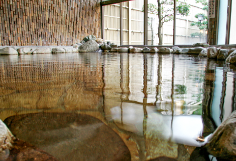 A-488 ぬるツル美肌の湯　美都温泉の源泉水（足湯・手湯・その他 用）18リットル