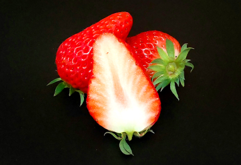 A-946 完熟いちご　2パック入り