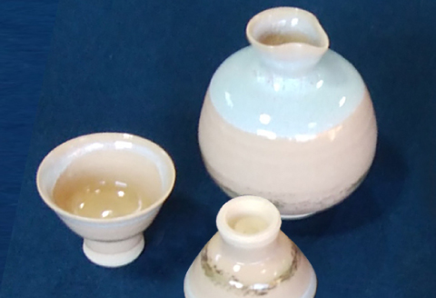 B-156 雪舟焼　酒器（透明）【徳利 1本 盃 2個 雪舟焼 酒器 おしゃれ 片口型 手作り 陶器 お酒 酒器セット ギフト プレゼント 贈り物 贈答 】