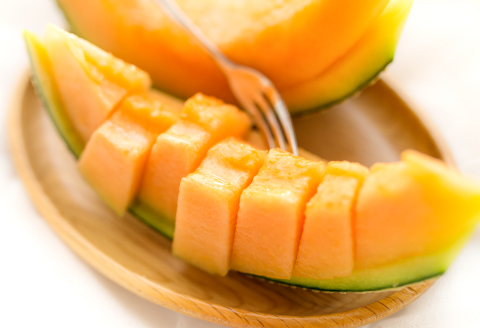 A-1082 【秋作】赤肉アールスメロン　2玉入り