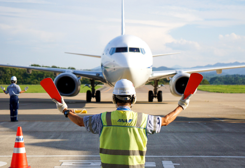 D-1283-315 【2026年3月15日】石見空港開催！業務見学・空港教室ツアー (3名様プラン)