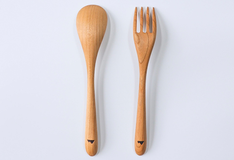 手作り 木製カトラリーセット（キャンバス地ケース付き）【カトラリー セット ケース付き スプーン カレースプーン フォーク 長さ18cm 木製 ヤマサクラ 手作り プレゼント ギフト 贈答 母の日】