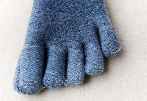 ひつじ飼いが作る ごほんゆびウールソックス Lサイズ(ライトブルー)【ウール ソックス 5本指 靴下 Lサイズ ライトブルー 水色 空色 レディース メンズ 男女兼用 島根県 大田市】