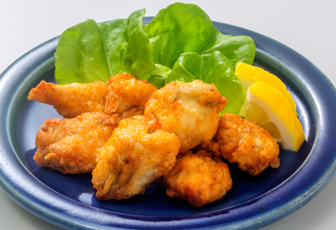 そのままレンジでふぐの唐揚げ（HK50）【ふぐ 唐揚げ 国産 天然 から揚げ 4袋 合計400g 1袋100g 調理済み 味付け済み 温めるだけ 簡単 時短 レンジ調理 即食 おかず おつまみ 酒の肴 お弁当 冷凍 一口サイズ】