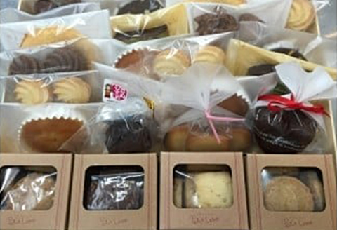 プチリュクスの焼き菓子詰合せ【クッキー 8枚入り 4箱 焼き菓子 20個～24個 人気 詰め合わせ 焼菓子 洋菓子 カフェタイム おやつ おうちカフェ セット プレゼント 母の日】