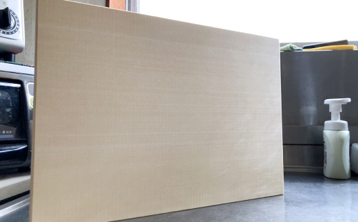 NC0564 《コンパクトサイズ》高級木材ベイヒバのまな板 1枚【まな板 1枚 天然木 手作り ベイヒバ ヒバ ひば 高級 抗菌 殺菌 防湿 防虫 木工雑貨 まないた キッチン 木製 シンプル ナチュラル ウッド 家庭用 贈答用 ギフト 母の日 父の日 島根県 大田市】