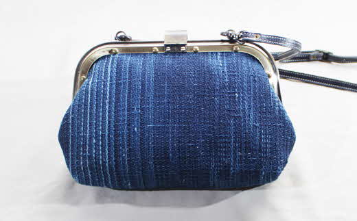 諸紙布バッグ【和紙 手織り 藍 草木染め 和風 ひも付き ギフト 化粧箱 紙糸 水に強い 水濡れOK ファッション おしゃれ 手紡ぎ 伝統 かばん プレゼント 贈り物 島根県 安来市】