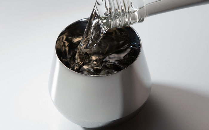 玉鋼 ぐい呑み 1個 田部たたら 島根県雲南市/株式会社たなべたたらの里（奥出雲前綿屋　鐵泉堂） 食器 うつわ 酒器 [AIAV014]