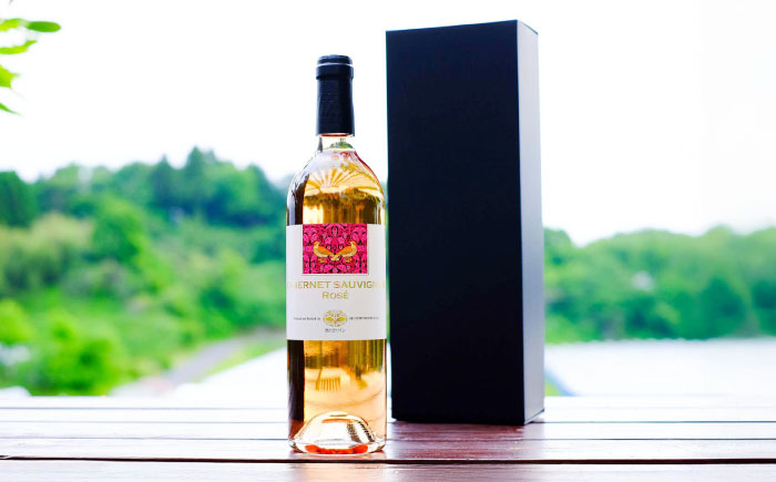 奥出雲葡萄園 【ギフト包装】 カベルネソーヴィニヨン・ロゼ 国産 ワイン セット 島根県雲南市/有限会社奥出雲葡萄園 [AICS020]