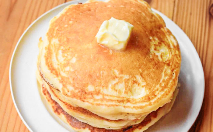 【おやつセット】米粉100％使用！米粉のパンケーキミックス200g×1袋＆ジンジャーチャイシロップ100ml×1本 米粉 健康 無添加 グルテンフリー 島根県雲南市/出雲SPICE LAB. [AIAD006]