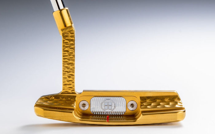 鉄師田部家謹製ゴルフパターTESSEN（トゥ・ヒール型／ゴールド）島根県雲南市/株式会社たなべたたらの里（奥出雲前綿屋　鐵泉堂）ゴルフクラブ パター [AIAV003]