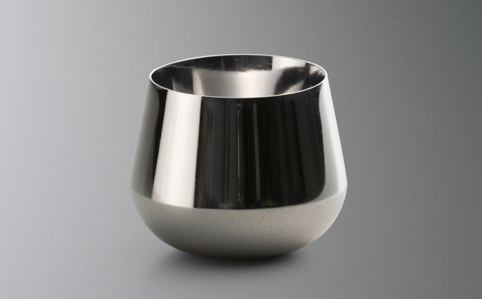 玉鋼 ぐい呑み 1個 田部たたら 島根県雲南市/株式会社たなべたたらの里（奥出雲前綿屋　鐵泉堂） 食器 うつわ 酒器 [AIAV014]