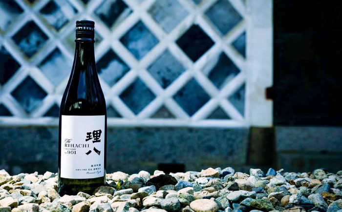 【先行予約】【10個限定】【2026年2月初旬順次発送】理八 The RIHACHI 純米吟醸 酵母901号 720ml(化粧箱入り) 日本酒 酒 4合 島根県雲南市/株式会社田部竹下酒造 [AIBE002]