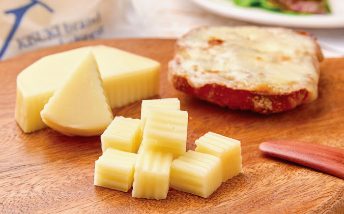 プロボローネ　ピッコロ 1個 100g | チーズ 人気 おすすめ 乳製品 島根県雲南市/木次乳業有限会社 [AIBH025]