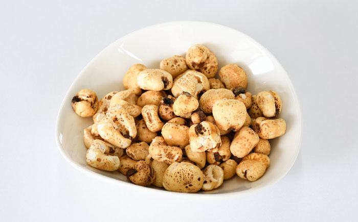 西八製菓 蜂蜜入りジャイアントコーン 120g×15袋  だがし おやつ  島根県雲南市/西八製菓株式会社[AICA004]