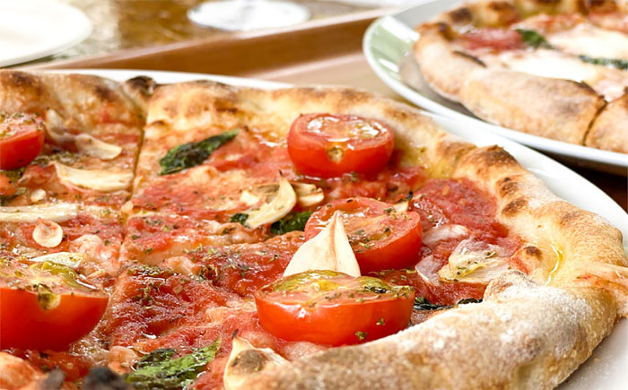 奥出雲葡萄園 庭カフェお食事券9,000円 チケット 食事券 島根県雲南市/有限会社奥出雲葡萄園 [AICS077]