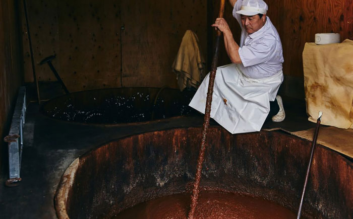 【3年熟成】生揚げ醤油150ml 1本 さい仕込み 調味料 高級 醤油 しょうゆ お醤油 魚 刺身 ステーキ お歳暮 島根県雲南市/有限会社紅梅しょうゆ [AICV013]
