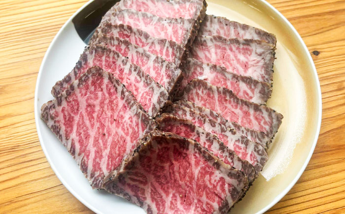 【2025年12月中旬順次発送】島根和牛ローストビーフ 300g 肉 牛肉 国産 お肉 オードブル 国産牛ローストビーフ 島根県雲南市/新日本食品株式会社 [AIEE001]