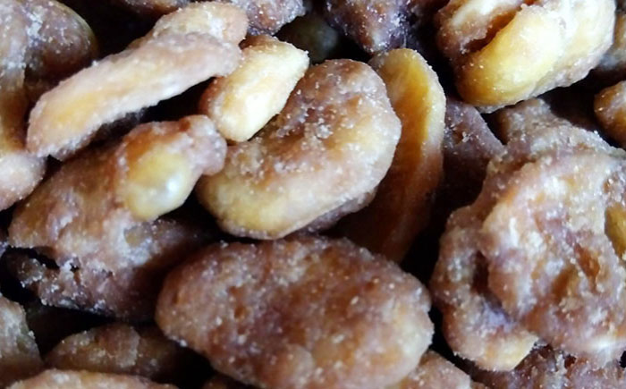 大容量! 西八製菓 テトラ蜂蜜そら豆 145g×12袋 お菓子 豆 おつまみ 大容量 リピート 島根県雲南市/西八製菓 株式会社 [AICA008]