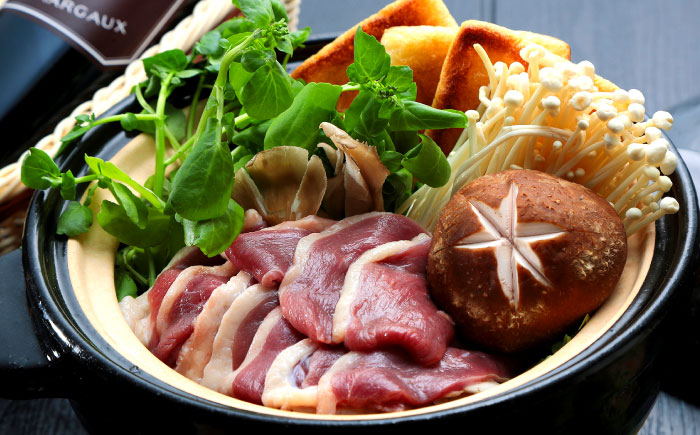 希少な国産鴨肉！島根県産野草ミネラル熟成鴨の鴨鍋セット（6人前）【美味しい食べ方レシピ付き】十割蕎麦 そば 鴨鍋 しゃぶしゃぶ 島根県雲南市/鴨専門店カナール [AIDC007]