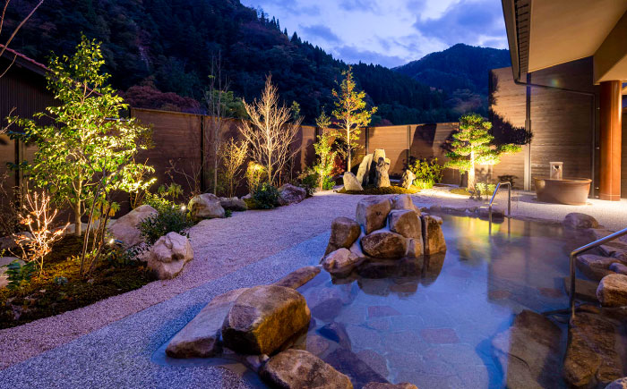 国民宿舎 清嵐荘 奥出雲和牛会席 1泊2食付きプラン(1名様) 島根県雲南市/株式会社 吉田ふるさと村 [AIDF001]