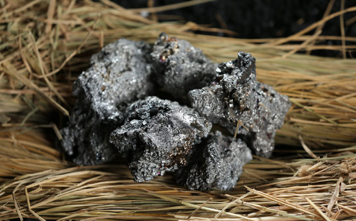 玉鋼 カトラリーセット(ナイフ/フォーク/スプーン)  島根県雲南市/株式会社たなべたたらの里（奥出雲前綿屋　鐵泉堂） 食器 カトラリー セット [AIAV013]