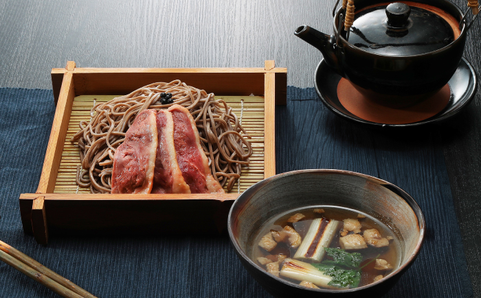 希少な国産鴨肉！島根県産野草ミネラル熟成鴨のせいろ蕎麦セット（2人前）【美味しい食べ方レシピ付き】出雲そば 十割蕎麦 鴨肉 かも肉  島根県雲南市/鴨専門店カナール [AIDC004]