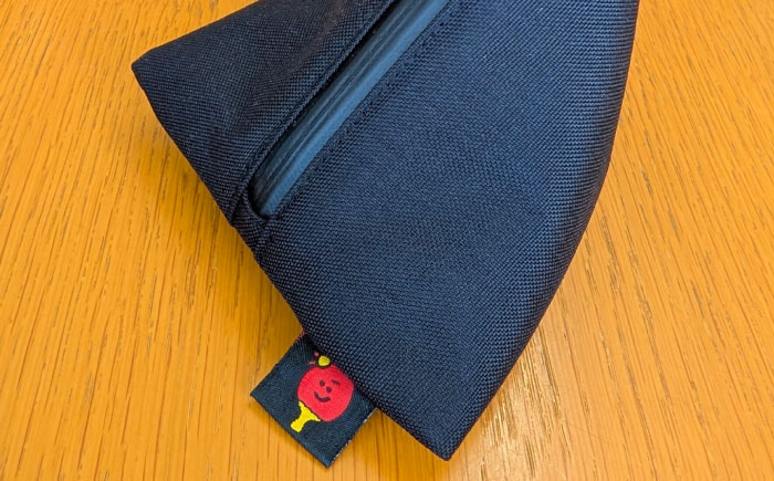 あさたくオリジナル卓球ボールケース（公式球が3個入る！）×1個 トライアングルポーチ 島根県雲南市/株式会社PROSPORTSアサキ｜卓球 小物入れ ファッション スポーツ アウトドア [AIEL001]