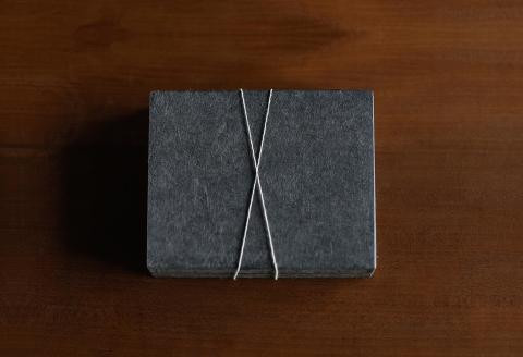 200323石州和紙布織／名刺入れ〈揉紙・藍染〉