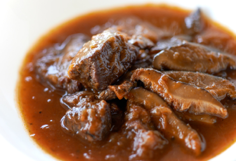 猪肉の缶詰3缶ギフトセット【スパイス煮 200g 黒ビール煮 200g ポトフ 200g イノシシ肉 天然 ジビエ 加工食品 レトルト 缶詰 缶 温めるだけ 簡単調理 手軽】