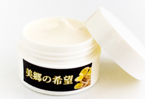 美肌クリーム　美郷の希望（みさとのきぼう）1個（30g）【保湿クリーム フェイスクリーム シミ予防 しみ予防 しみ そばかす予防 そばかす 老化予防 美肌 男性用 女性用 美肌クリーム クリーム スキンケア スキンクリーム エルゴチオネイン タモギタケエキス タモギダケ タモギ茸】