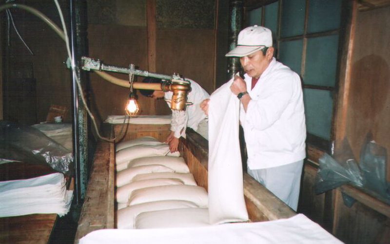 玉櫻純米大吟醸720ml・池月純米吟醸原酒「螢が舞」720ml