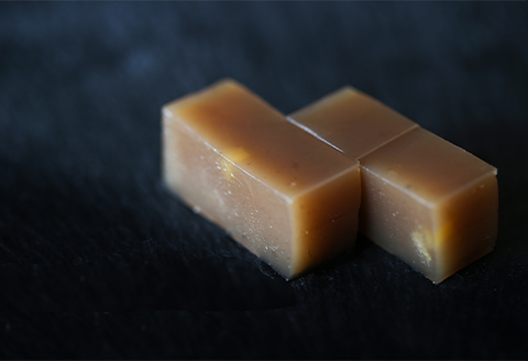 栽培期間中農薬・化学肥料不使用の和栗を使った本竹皮包み純栗羊羹3本セット