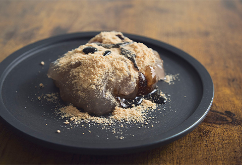 本わらび粉100%!なめらか『もちとろわらび餅』(220g×2個)きなこ・黒蜜付き【配送不可地域：離島】