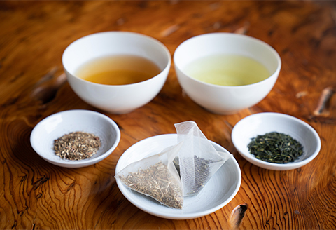 まめ茶と緑茶のティーバッグと茶葉をつかった羊羹2種セット