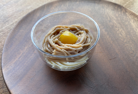 【冷凍でのお届け】天然栗をふんだんに使った「モンブラン」(3個セット)【配送不可地域：離島】