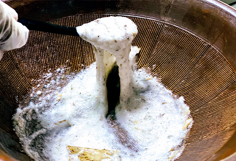 【栽培期間中、農薬・化学肥料不使用】自然薯(400g[1～2本])【配送不可地域：離島】