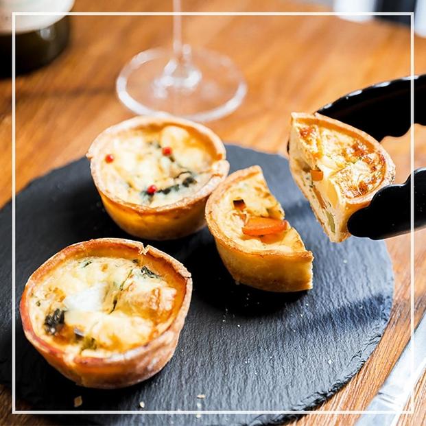 ［冷凍］ 米粉のキッシュ 3個入り 【 猪肉ミンチカレー ×3 】 メメシルヴィのミニキッシュ