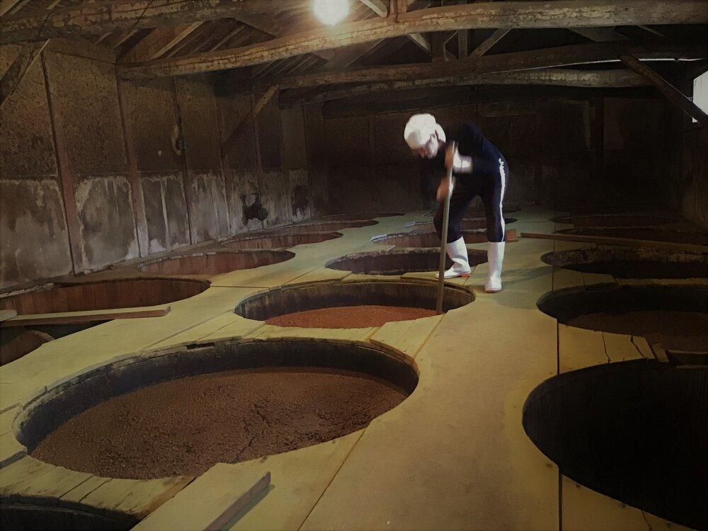 丸大豆醤油 鐵次郎 720ml 2本セット 山近醤油醸造場 調味料 しょうゆ 国産