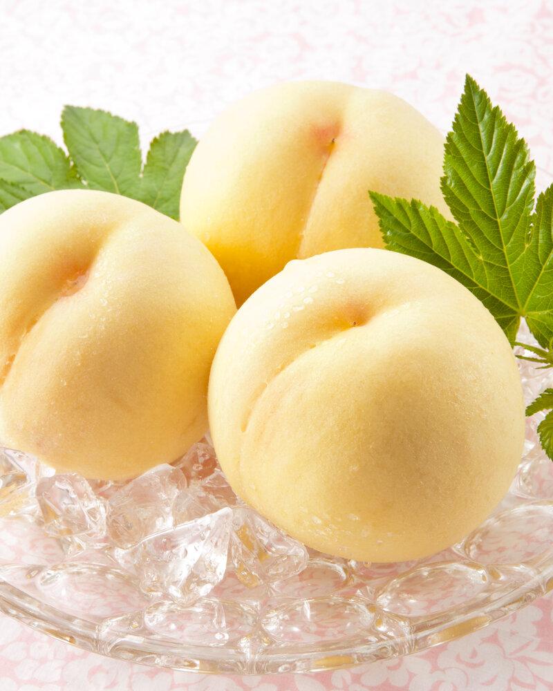 桃  2026年 岡山県産 白桃6玉（1玉330ｇ以上）等級：ロイヤル 木箱入り