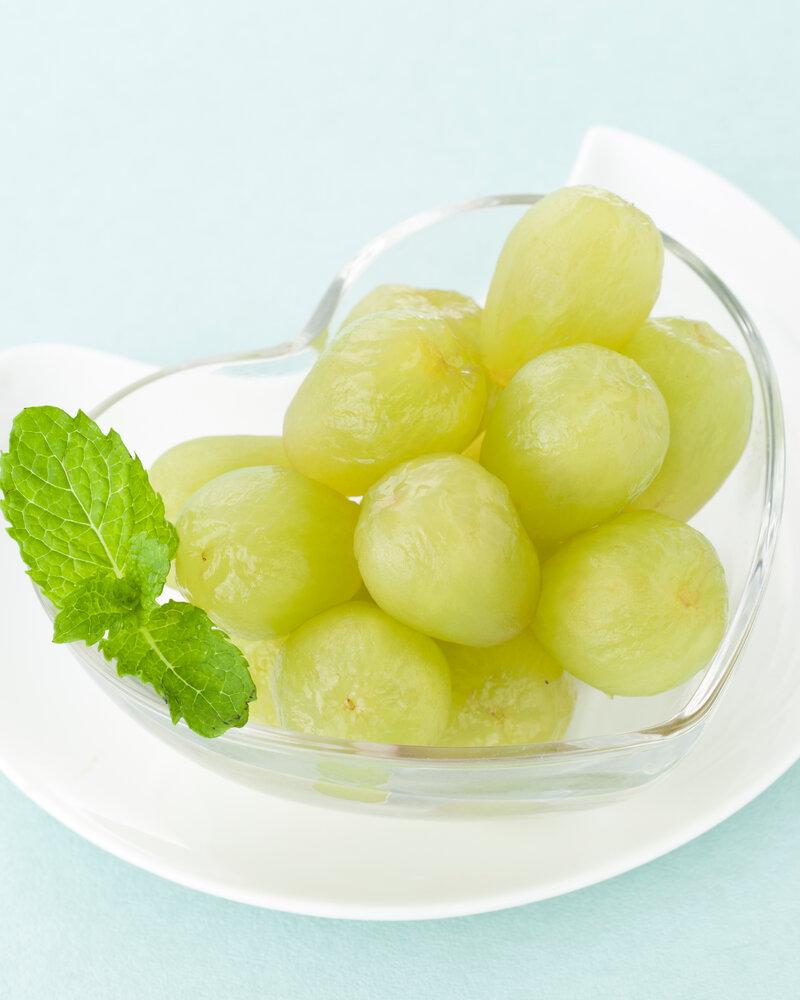 ぶどう 2026年 岡山県産 マスカットオブアレキサンドリア1房(600g以上・秀品以上) 化粧箱入り