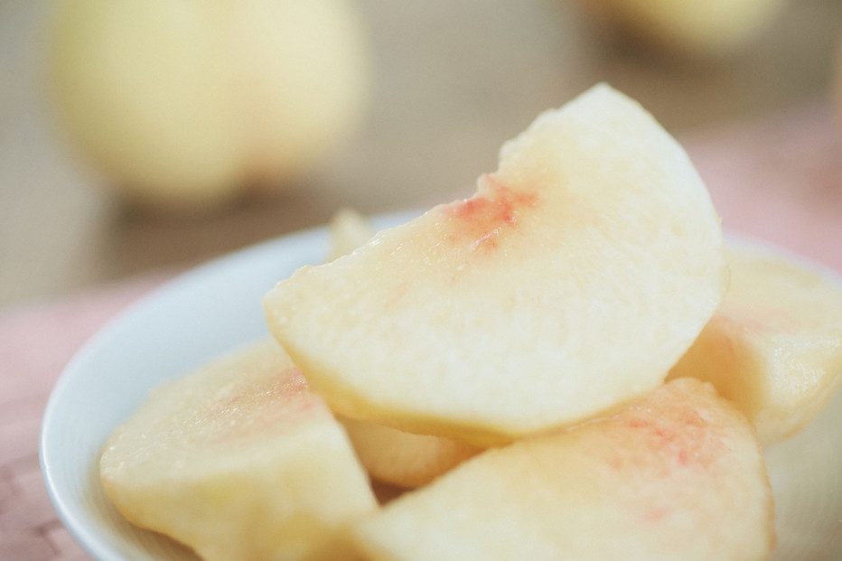 【2026年発送】とろける岡山の大玉白桃   3玉（約1.0kg）